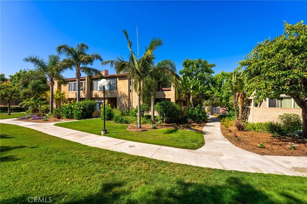 16883 Bluewater Lane Unit 27