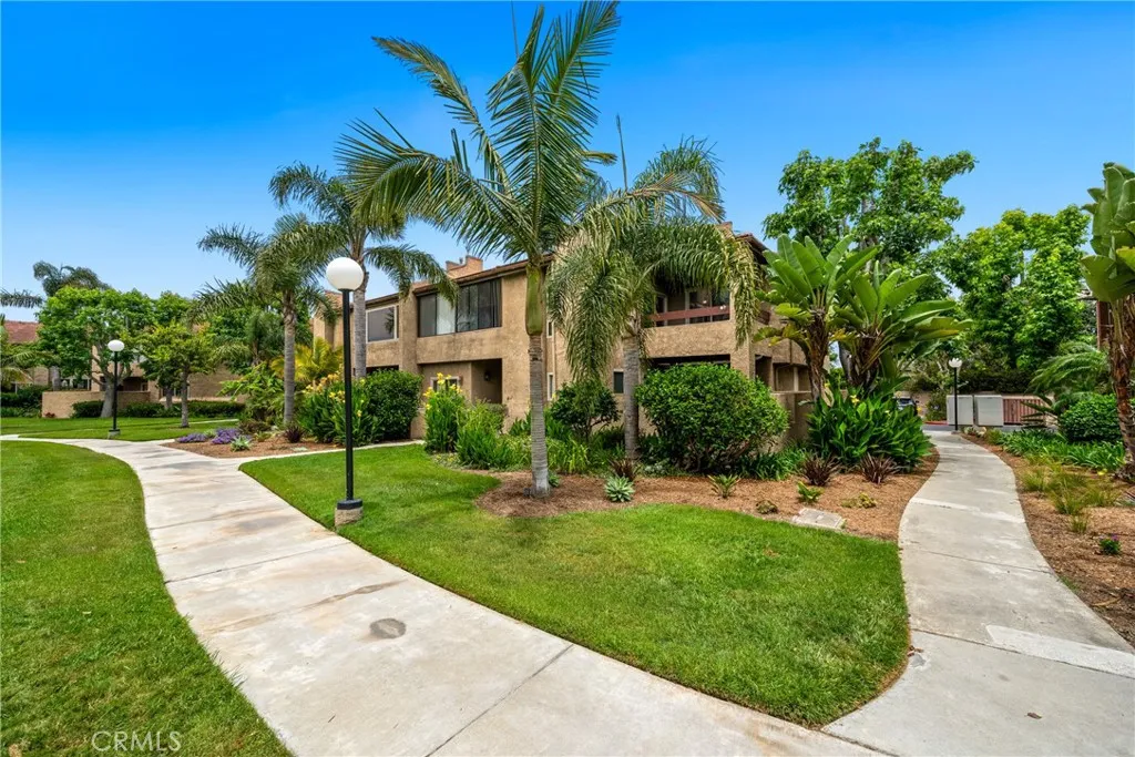 16883 Bluewater Lane Unit 27