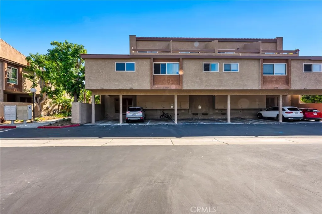 16883 Bluewater Lane Unit 27