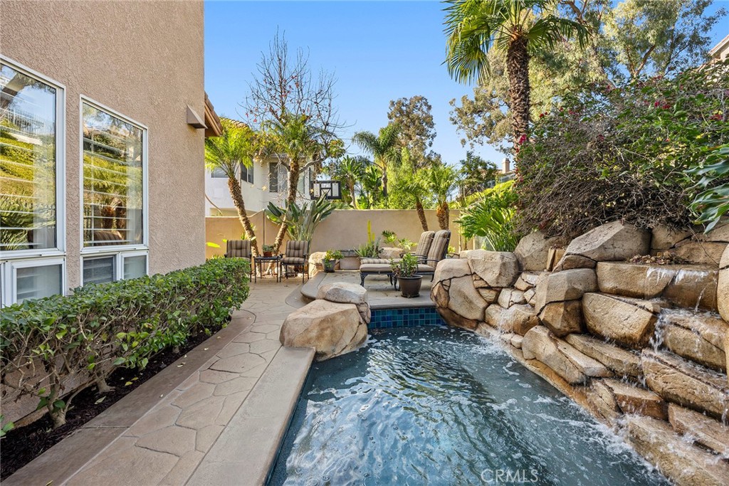 21 Sepulveda