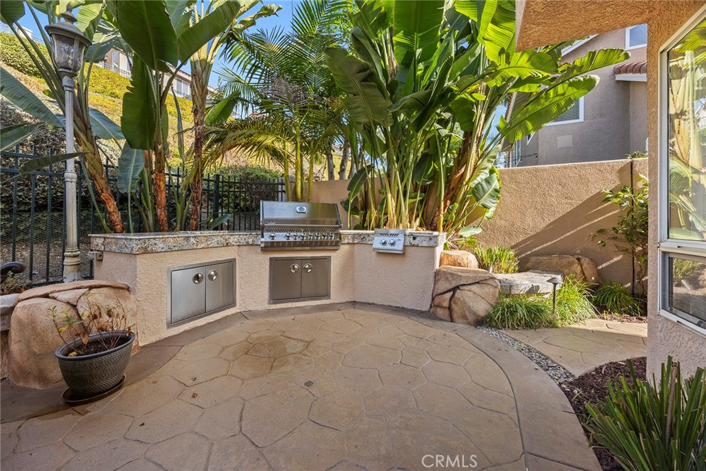 21 Sepulveda