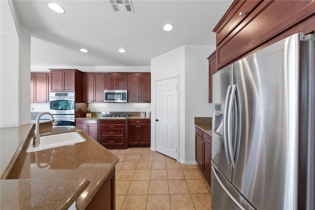 25125 Cedar Ridge Court