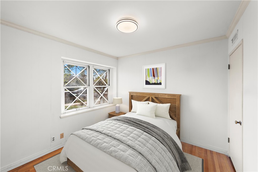 1910 N Greenbrier Street