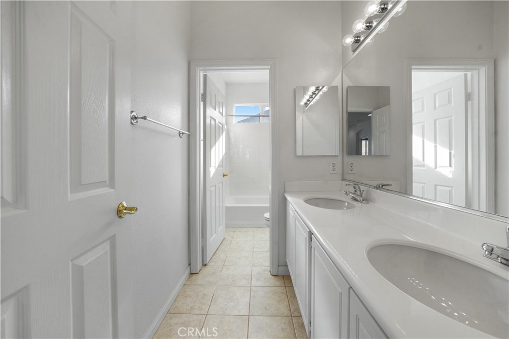 15 Laurelhurst Drive