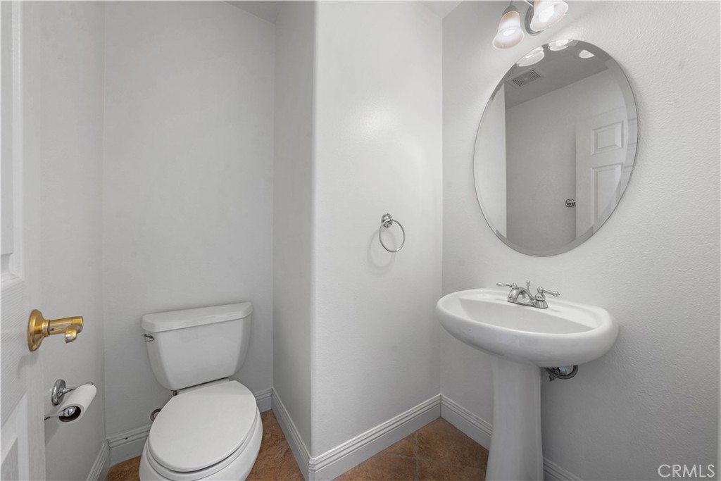 15 Laurelhurst Drive