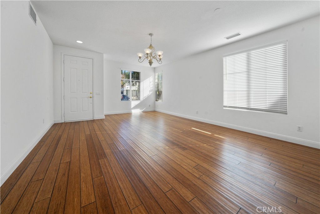 15 Laurelhurst Drive