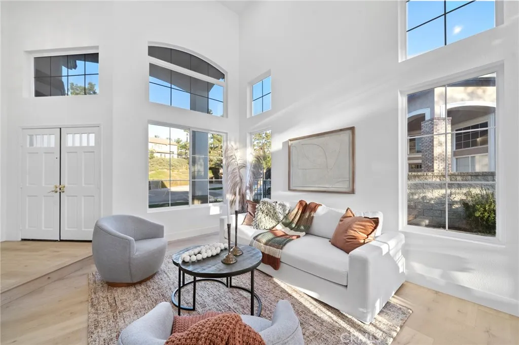 22751 Maplewood