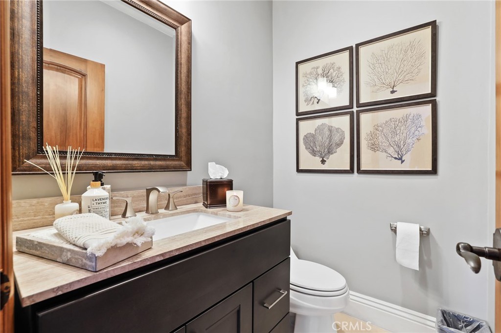 4202 Calle Bienvenido