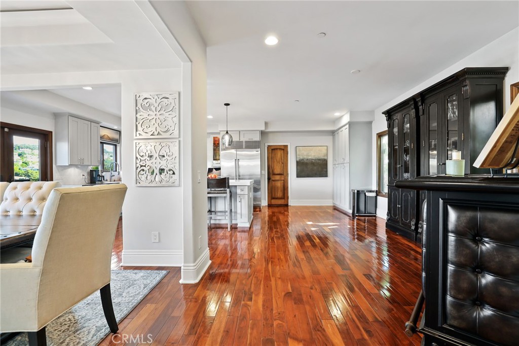 4202 Calle Bienvenido