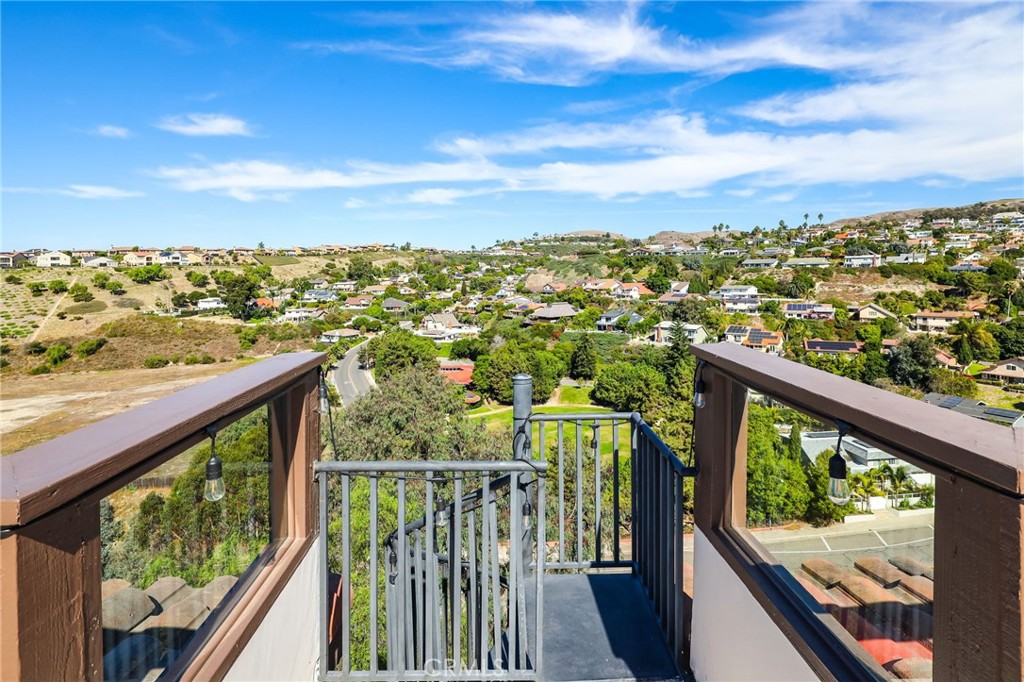 4202 Calle Bienvenido