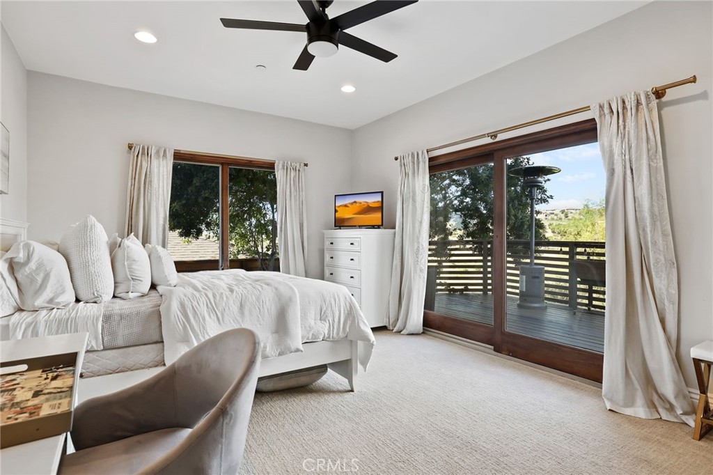 4202 Calle Bienvenido