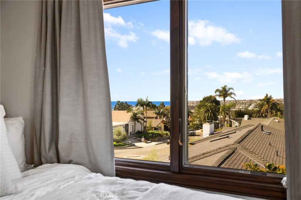 4202 Calle Bienvenido