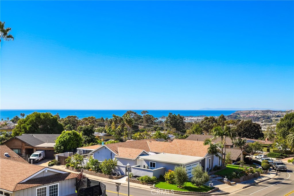 4202 Calle Bienvenido