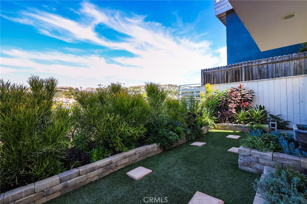 4202 Calle Bienvenido