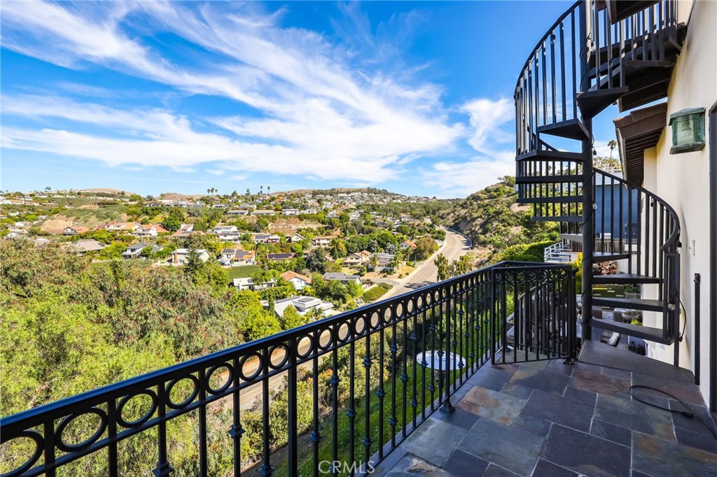 4202 Calle Bienvenido