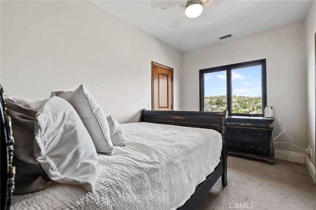 4202 Calle Bienvenido