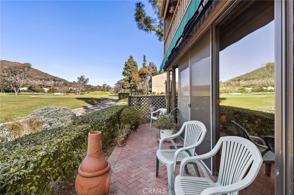 31595 E Nine Drive 57F