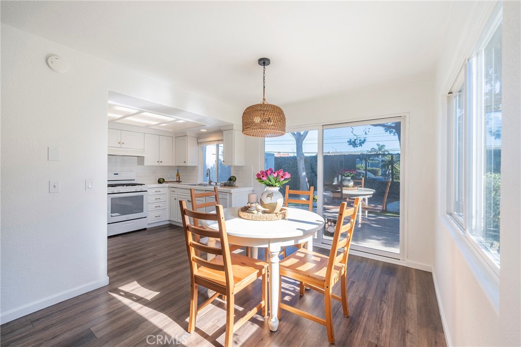 21210 Sailors Bay Lane