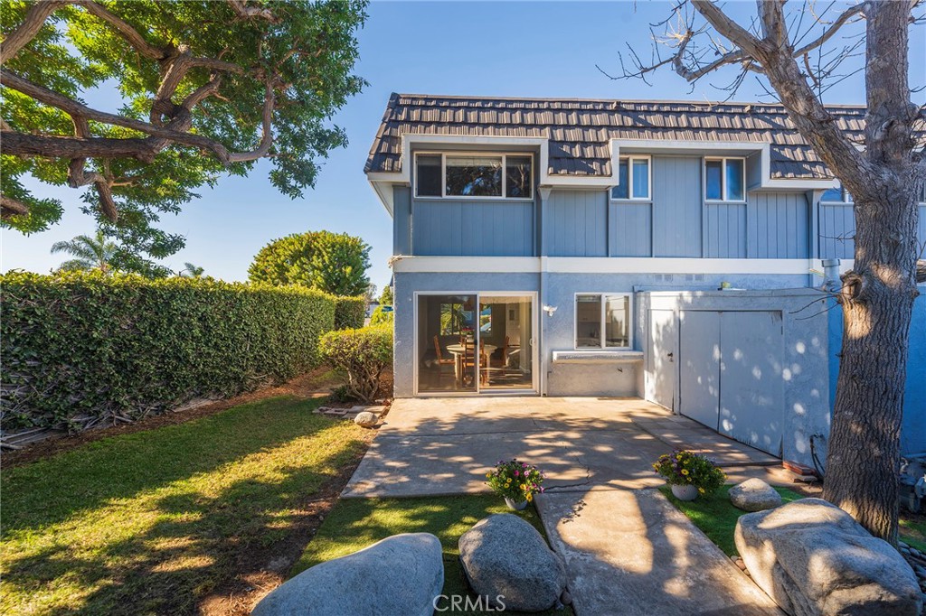 21210 Sailors Bay Lane