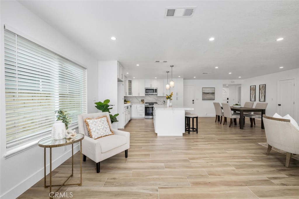 3154 Kerry Lane