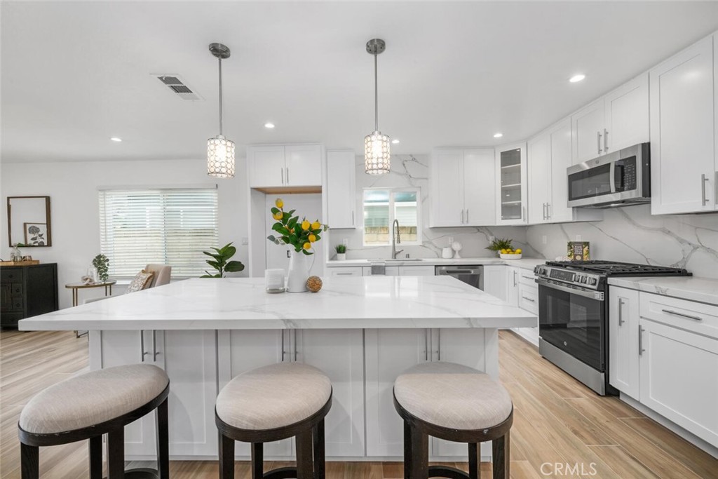 3154 Kerry Lane