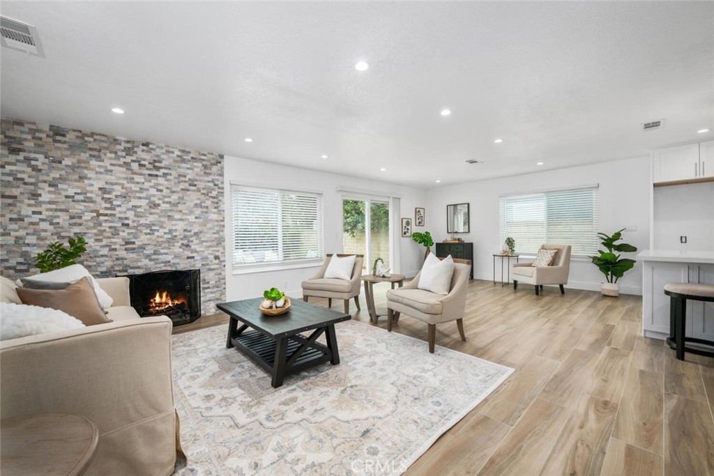 3154 Kerry Lane