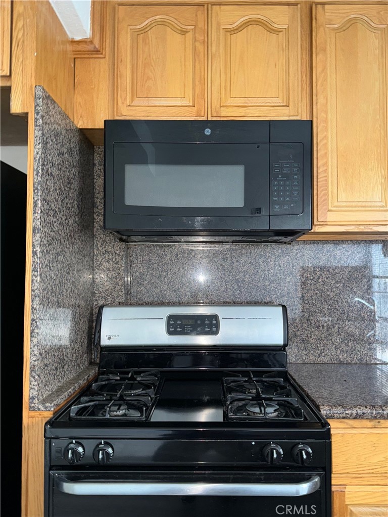 620 E San Antonio Drive 4
