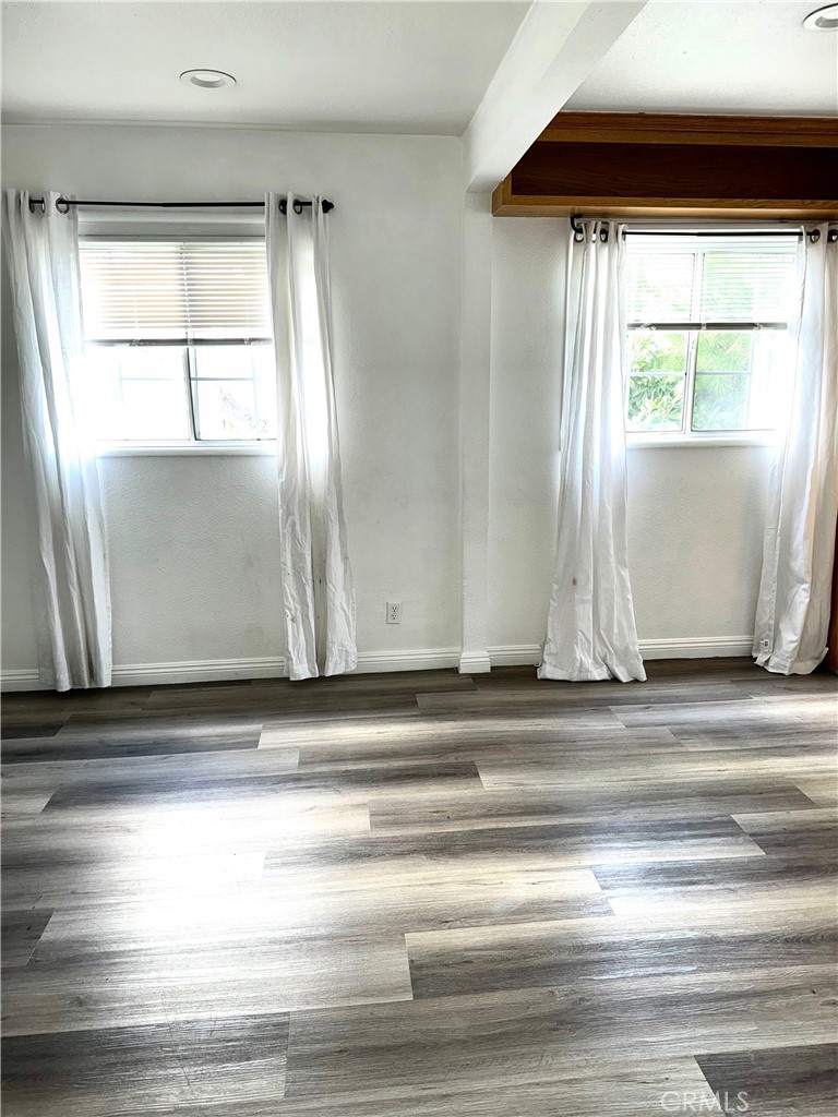 620 E San Antonio Drive 4