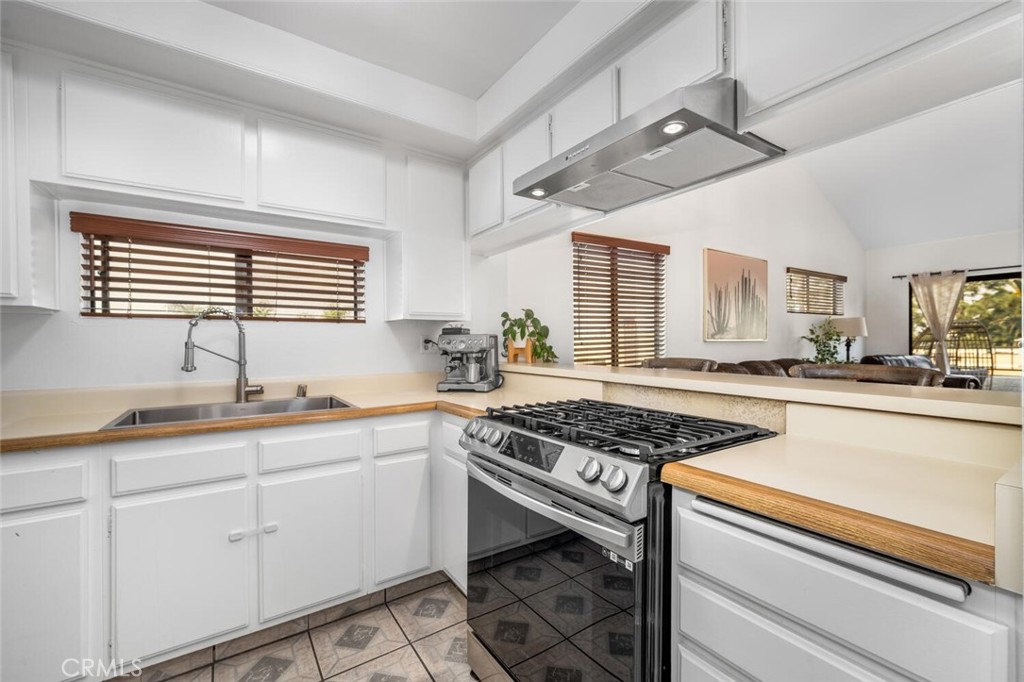 550 Orange Avenue 429