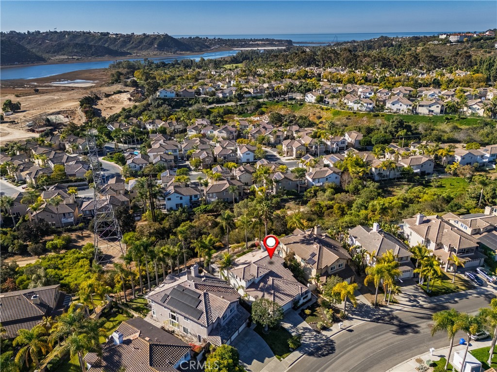 1736 Blackbird Circle