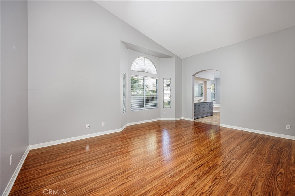 1736 Blackbird Circle