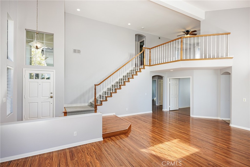 1736 Blackbird Circle