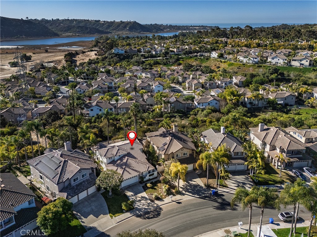 1736 Blackbird Circle