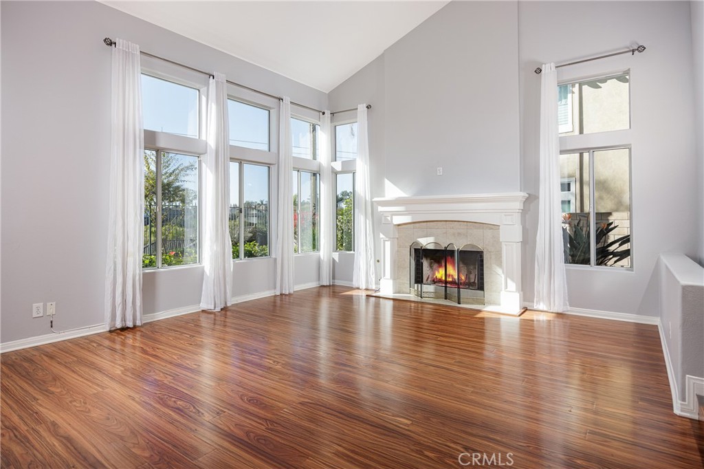 1736 Blackbird Circle