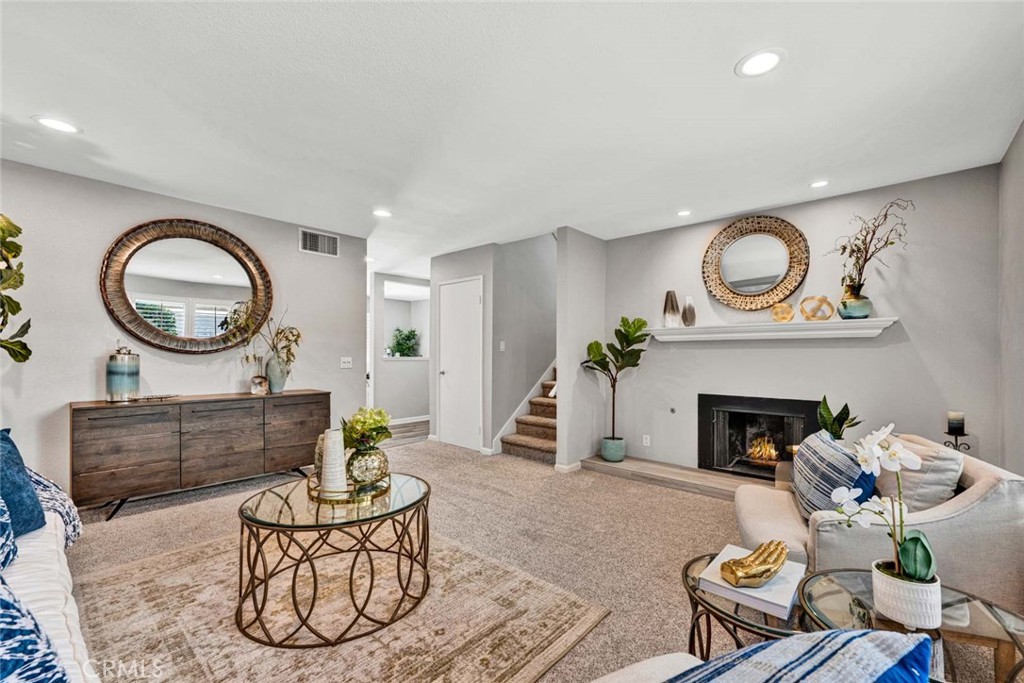 101 W Riverdale Avenue 8