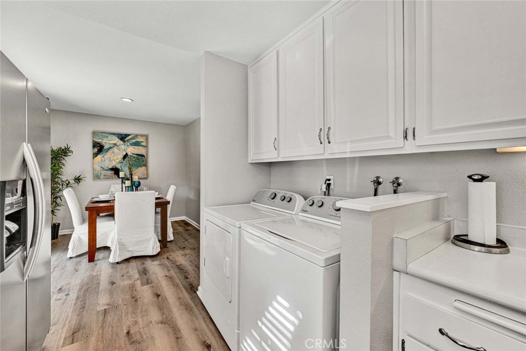 101 W Riverdale Avenue 8