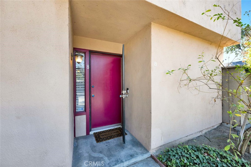 101 W Riverdale Avenue 8