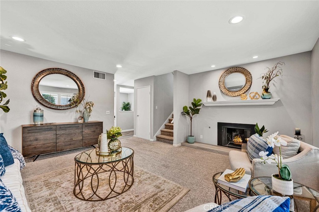 101 W Riverdale Avenue 8