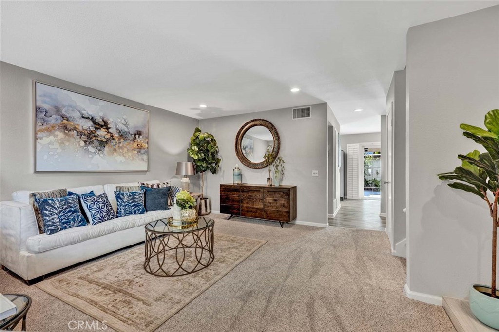 101 W Riverdale Avenue 8