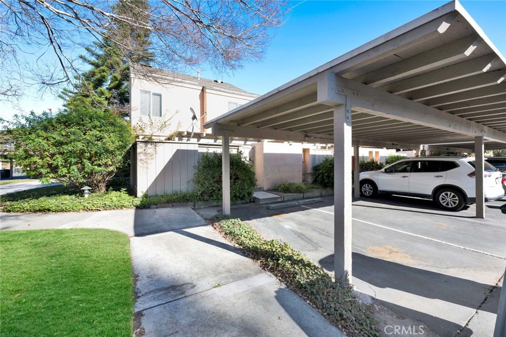 101 W Riverdale Avenue 8