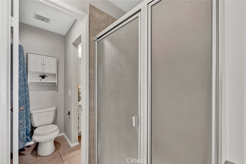 101 W Riverdale Avenue 8