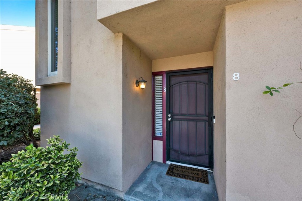 101 W Riverdale Avenue 8