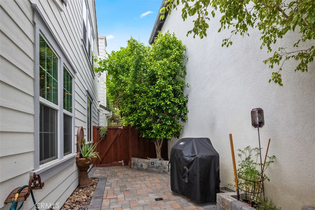 7 Twin Flower Street