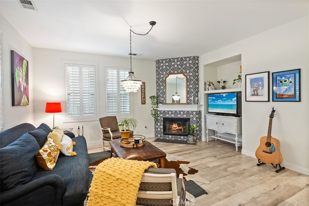 7 Twin Flower Street