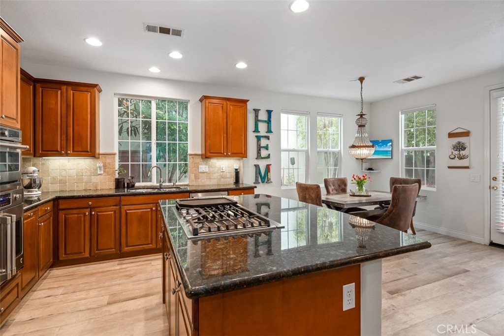 7 Twin Flower Street