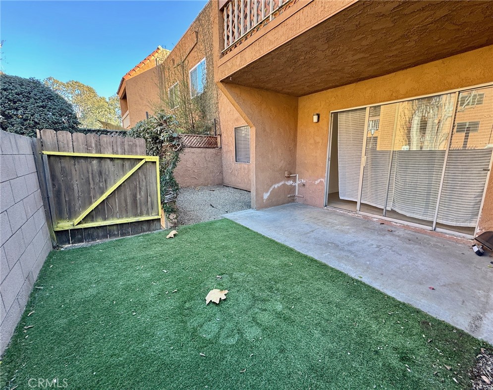 6600 Warner Avenue 115