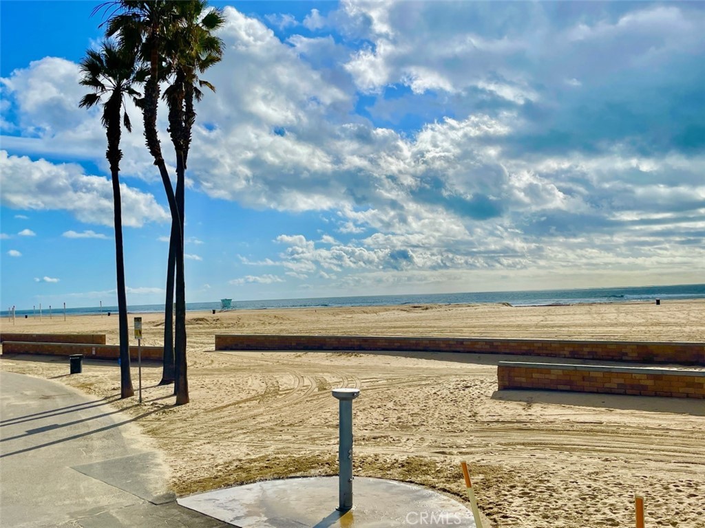 6600 Warner Avenue 115