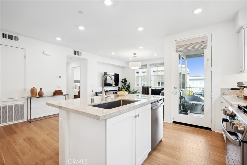 1100 Lasso Way 201