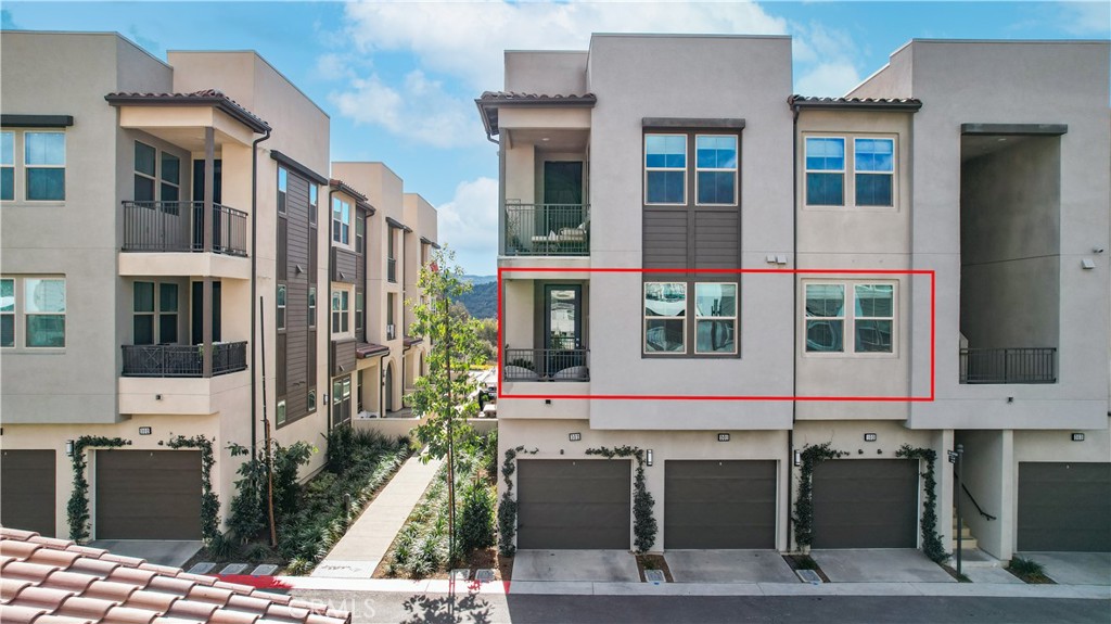 1100 Lasso Way 201