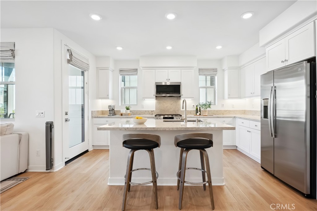 1100 Lasso Way 201